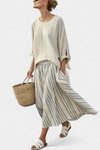 Lovis - Vid beige blus med trekvartsärm