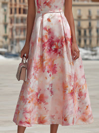 Robe midi à fleurs rose et blanc, taille ceinturée, jupe légère et ample