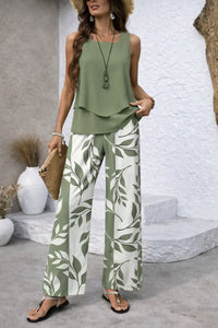 Ensemble estival vert : haut sans manches à volants et pantalon ample à motifs feuillage.
