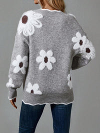 Pull gris à fleurs en relief blanches et marron, encolure V, style maille à côtes, manches longues