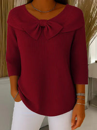 Pull en maille rouge bordeaux avec nœud au col et manches 3/4
