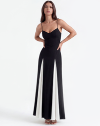 Robe Porto Fino noire à fines bretelles, fentes latérales blanc cassé