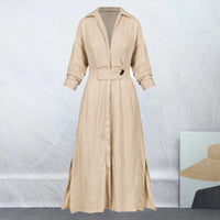 Robe longue élégante beige clair à col, manches trois-quarts, ceinture et coupe évasée