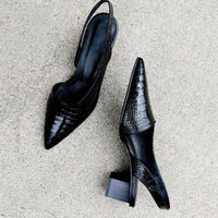 Escarpins élégants Lisbeth™ noirs vernis, bout pointu, talon carré
