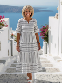 Robe midi rayée blanche à volants, manches courtes, encolure V boutonnée