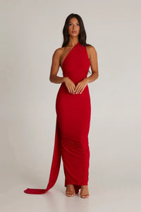 Robe longue rouge dos nu, décolleté asymétrique, coupe près du corps