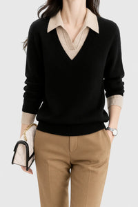 Pull superposé noir à col chemise crème, encolure V