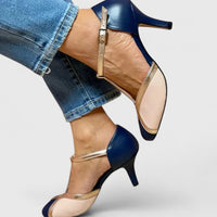 Escarpins Tazariah à talon fin, brides au cou-de-pied, bleu foncé et beige