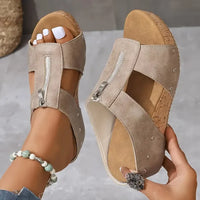 Sandales orthopédiques Elza™ beiges, brides à boucle et semelle en liège.