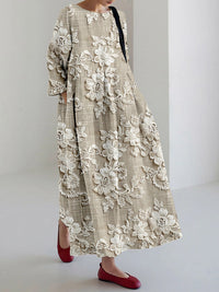 Robe longue imprimée écru à fleurs blanches, encolure ronde, manches trois-quarts