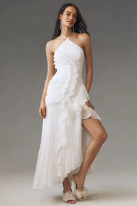 Robe Junie blanche à volants, bretelle fine croisée, coupe midi asymétrique