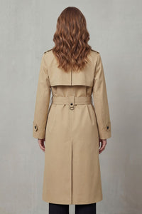 Trench beige croisé, vue dos avec ceinture à boucle et passants