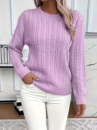 Pull doux à col rond violet clair, maille torsadée, manches longues