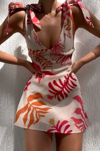 Robe courte d’été sans manches imprimée feuilles rouges et oranges, encolure V