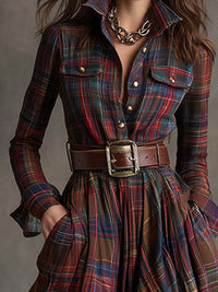 Robe-chemise ceinturée à carreaux rouge et bleu, manches longues, boutons, jupe évasée