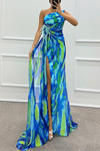 Robe longue plissée à imprimé bleu, buste bandeau et fente avant