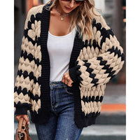 Cardigan Louisette en maille rayée bicolore, manches lanterne, motif en rangées.