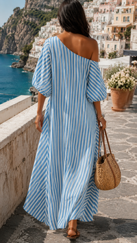 Robe longue à rayures bleu/blanc, une épaule, dos visible, coupe ample