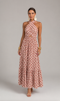Robe longue sans manches rouge et blanche à col montant croisé