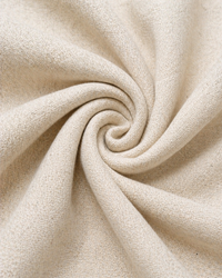 Tissu en lin beige clair texturé, surface légèrement grainée et froissée
