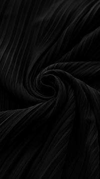 Tissu noir plissé fin, texture ondulée et drapée, effet froissé