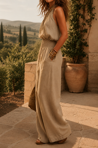 Combinaison fluide beige à bretelles, pantalon long ample, taille froncée