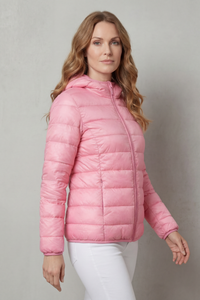 Manteau de pluie imperméable matelassé rose, vue de côté, capuche et zip