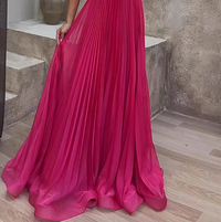 Robe longue de soirée rose fuchsia plissée, jupe ample, ourlet fluide