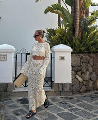 Ensemble crochet blanc ajouré, top court au motif cercles et bas taille haute