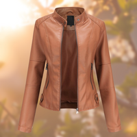 Veste en cuir brun clair zippée, col droit, poches zippées