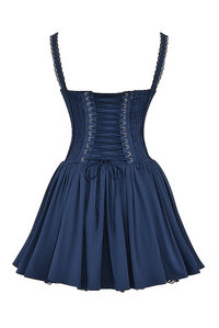 Robe courte sans manches bleu marine, laçage au buste et jupe évasée plissée