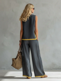 Ensemble deux pièces gris anthracite vu de dos : débardeur sans manches et pantalon ample.