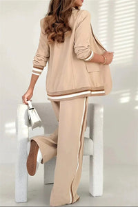 Ensemble coordonné beige : veste à manches retroussées et pantalon long à bandes
