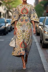Robe midi Celestiva à fleurs multicolores sur fond clair, manches amples, encolure ronde