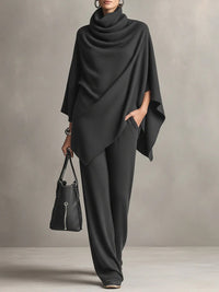 Ensemble pantalon jambes larges avec poncho drapé et col roulé noir