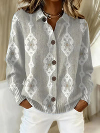 Gilet long en maille blanche à motifs floraux, col chemise et boutons