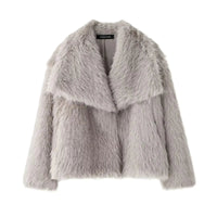 Manteau Aurora en fausse fourrure gris, empiècements texturés, col châle, coupe droite