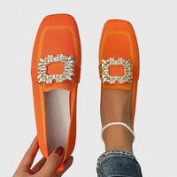 Mocassins orthopédiques orange, boucle décorative argentée à carré