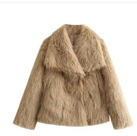 Manteau fausse fourrure Aurora beige, col châle et coupe courte