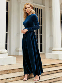Robe en velours Dalia™ bleu nuit, manches longues, ceinture nouée, coupe longue