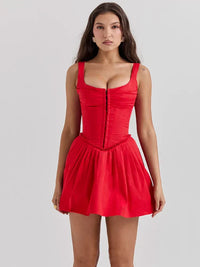 Robe corset rouge à bretelles fines, fermeture milieu et jupe courte évasée froncée