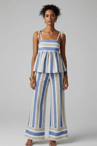 Ensemble rayé bleu : top à bretelles et pantalon ample