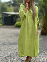 Robe-chemise vert citron à manches trois-quarts, boutonnée, coupe ample.