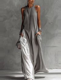 Robe longue asymétrique sans manches grise à encolure ronde, coupe ample fluide