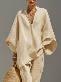 Ensemble kaki clair : tunique légère col V, ourlet asymétrique, pantalon assorti