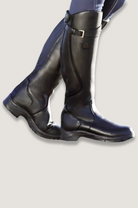 Bottes montantes à hauteur genou en cuir sombre, patte à boucle, semelle épaisse