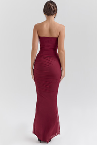 Robe midi corset en maille bordeaux, vue arrière, dos nu, coupe sirène