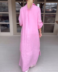 Robe-chemise rose fuchsia vue de dos, col chemise, coupe longue ample