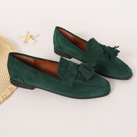 Chaussures de marche vertes en daim, bout rond, franges décoratives sur la tige
