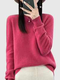 Pull tout doux rose fuchsia, col rond côtelé, bouton décoratif à l’encolure